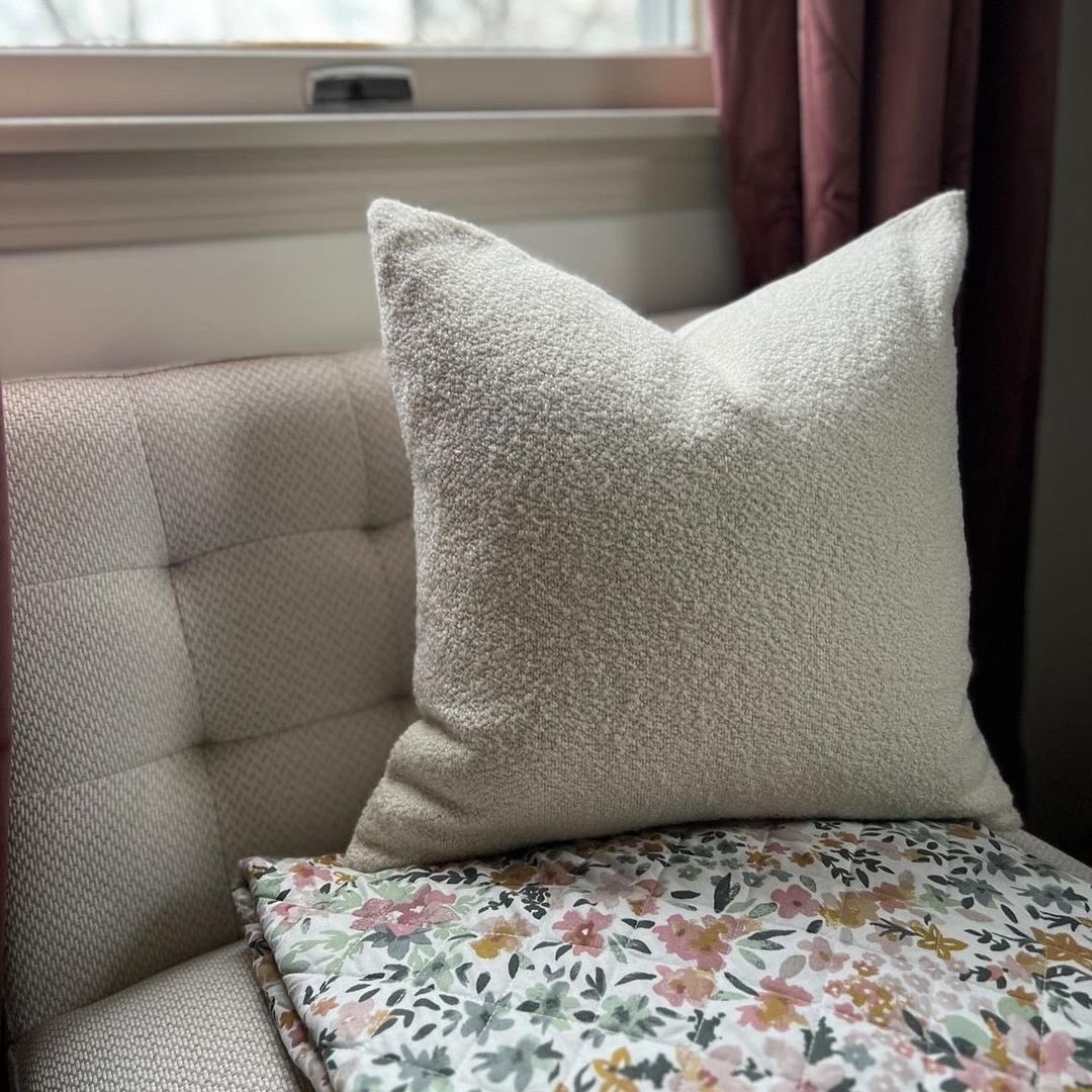 domvitus's tweet photo. Neutral is always the great tone for any season !✨
#homedecorating
#homeinteriors
#bedroomdecor
#bedroomgoals
#bedroomdesign
#bedroomstyling
#homeinspiration
#livingroominspo
#decorationideas
#homedetails
#homedecor
#livingroomstyle
#inspiremehomedecor
#rustichomedecor
#domvitus https://t.co/GzjYgUdmbf