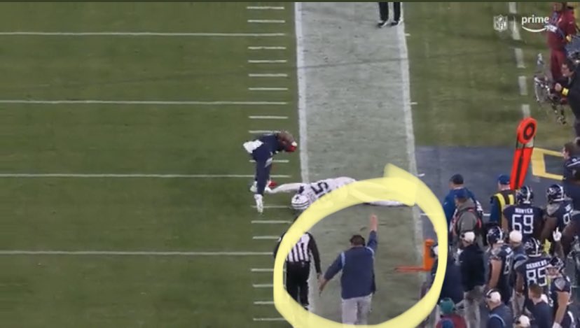 ngbtalk's tweet image. Should Burks have gone out of bounds? Should he have tried to make it to the end zone? Just look at this angle to see how Vrabel felt about Burks’ decision #Titans