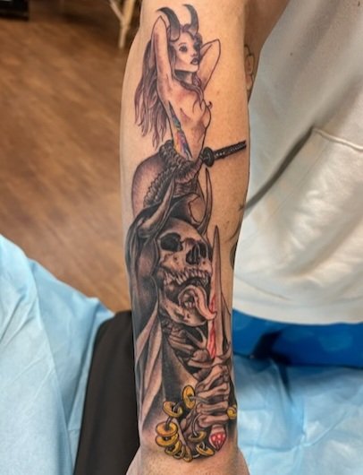 Session #2, building up a whole big concept on this arm so there's still much to go but so MF dope already.  
<a href="/lydiathebruno/">Lydia Bruno</a>