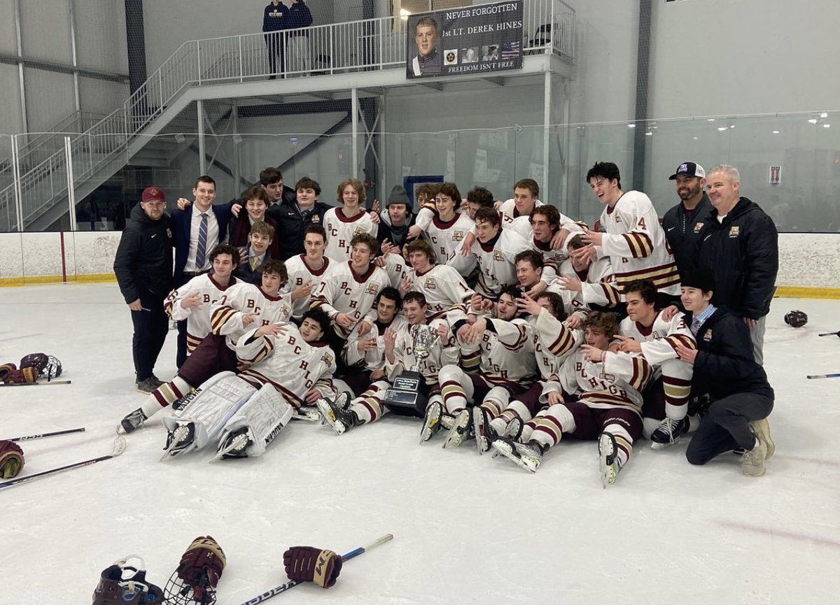 BCH_HOCKEY's tweet photo. Another Frates Championship 🏆4-3 W: Gs Welch, Feinberg, Jackie Murph and teDuits. A: Shediac 2, Luecke 2, Cox, OSullivan and Brennick. Another great game by D’Errico 🥅 @BChighathletics @BCHChirpNation @MassNZ @sports_ledger @MassHSHockey https://t.co/F8tkJ5NSPc