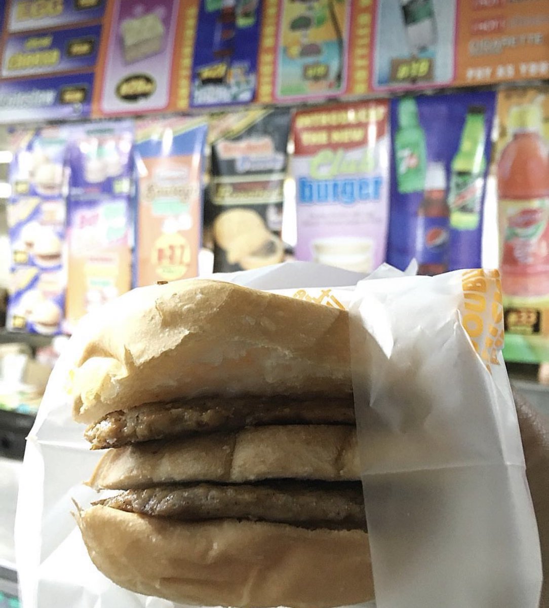 dfatkidoutside1's tweet photo. Tase of childhood #burgermachine https://t.co/JoYg7yCbHl