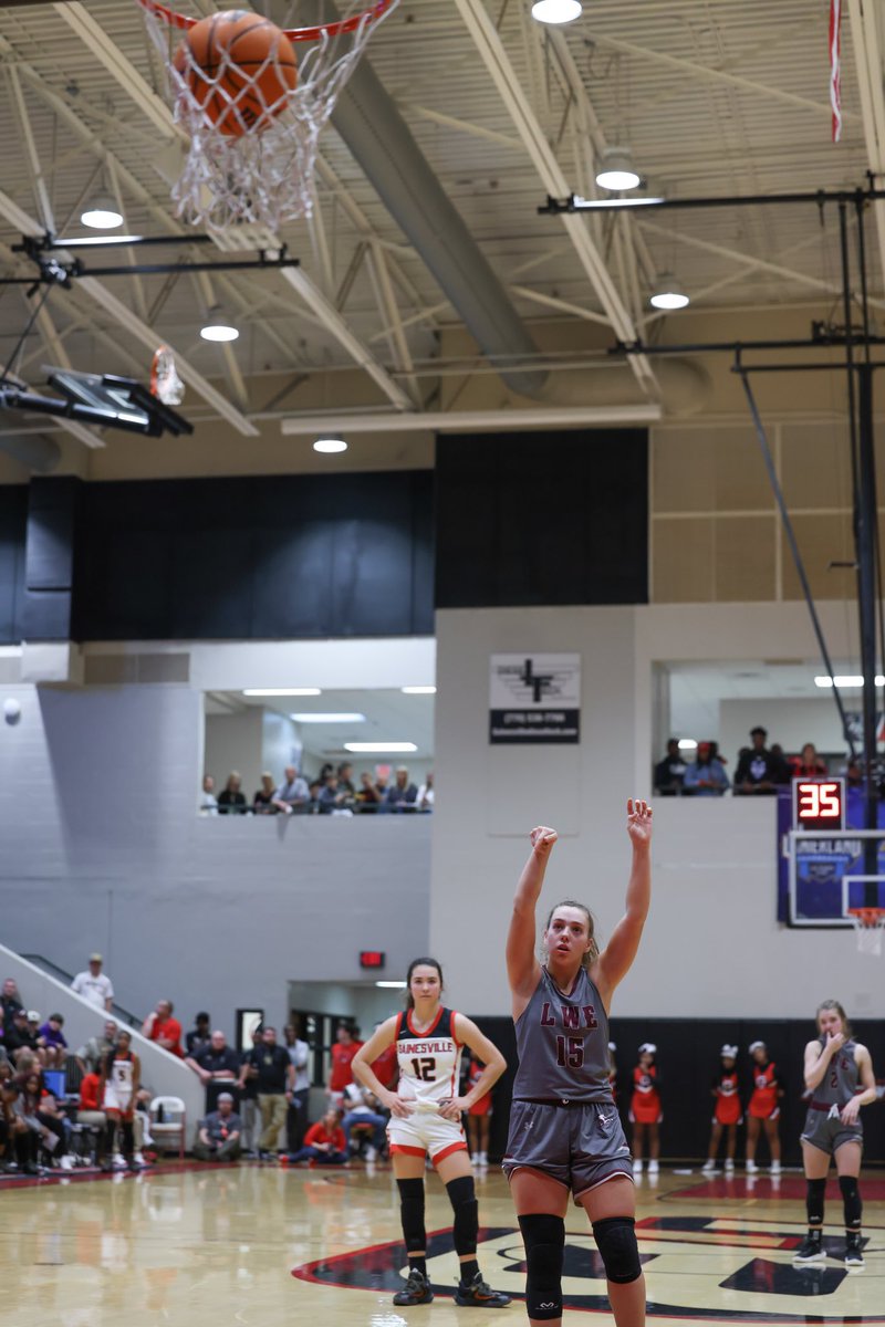 lwe_nation's tweet photo. 1000 points in 67 career games. Just a junior (2024), somebody is missing out on not offering this kid. Very proud of you @RileyBlack150! https://t.co/MXAvlHjvQX