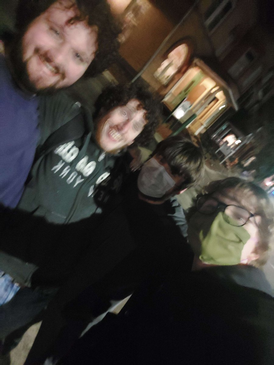 LahmMacNeil's tweet photo. Burry pic really captures the vibe of the chaotic trip. Love y'all @glockSMB @ZeldaCubed @ rmac shminglebob https://t.co/ZjvbW5kUZL