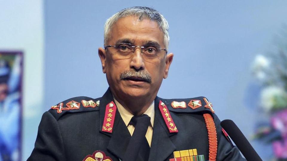 HindustanTimes's tweet photo. #HTDailyCapsule | Ex-Army chief questions theaterisation approach
https://t.co/LkxGvGkj0j
Subscribe to #DailyCapsule on https://t.co/JVnVskObD1 https://t.co/xhONRKBhA5