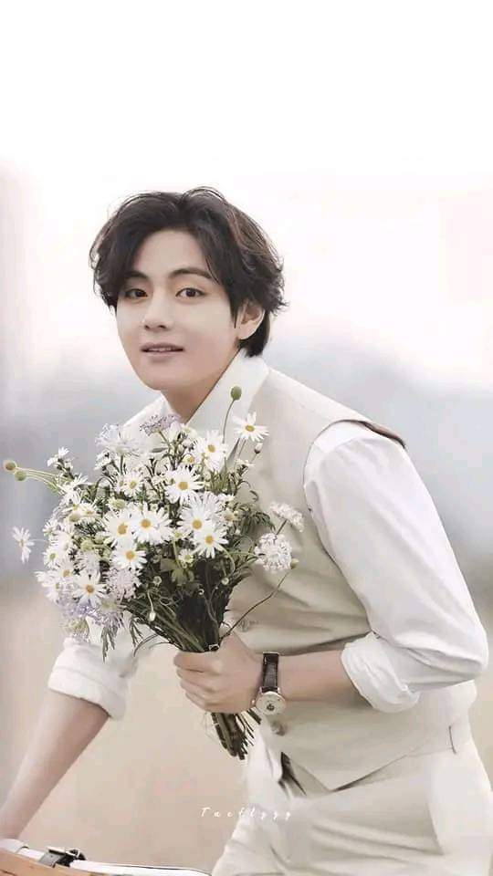 nargisparbin9's tweet photo. @BTS_twt 
Happy Birthday Taehyung.. Many many returns of the day. Be always happy ok bcz you smile in my everything. May allah blesse you love💜💜
#HappyBirthdayTaehyung 
#Bangladesh https://t.co/yFMcAzO2wP