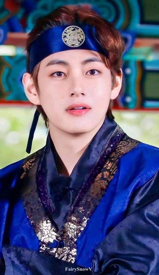 nargisparbin9's tweet photo. @BTS_twt 
Happy Birthday Taehyung.. Many many returns of the day. Be always happy ok bcz you smile in my everything. May allah blesse you love💜💜
#HappyBirthdayTaehyung 
#Bangladesh https://t.co/yFMcAzO2wP