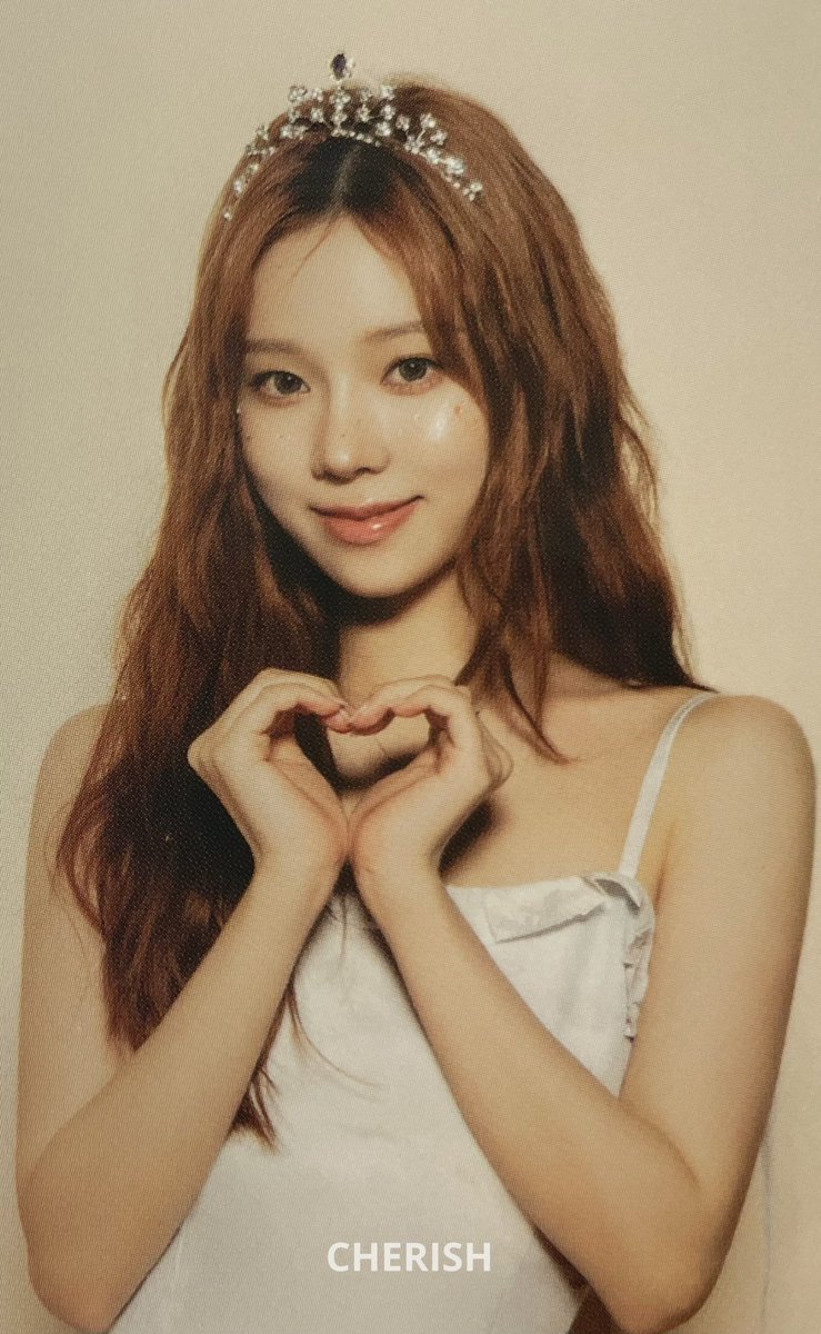 aespapic's tweet image. #aespa 2023 Season’s Greetings 11st POB scans