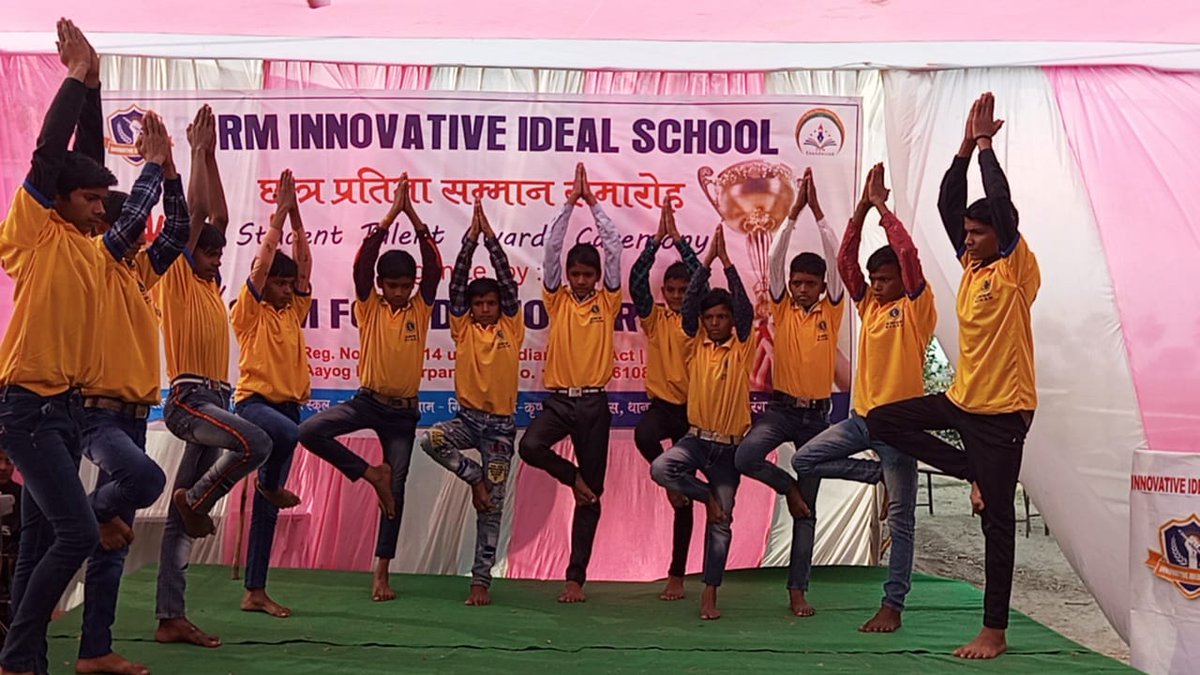 SRMiSchool's tweet photo. SRM Innovative Ideal School
छात्र प्रतिभा सम्मान समारोह इनोवेटिव आइडियल के प्रांगण में बहुत ही हर्ष और उल्लास के साथ संपन्न हुआ। https://t.co/VRKFoyjXuR