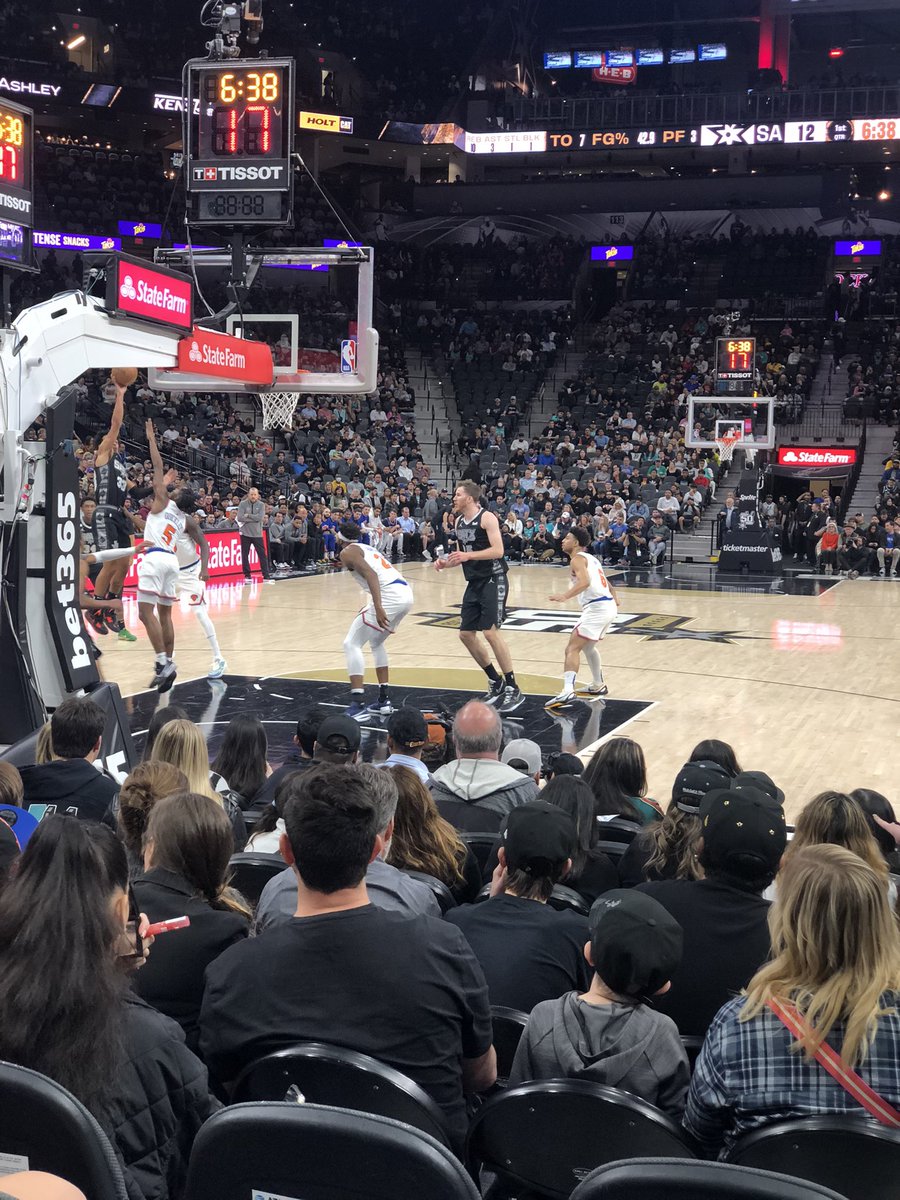 _MetroBoolin_'s tweet photo. @Tre3Jones for the win! #spurs https://t.co/iqJalxsSRe