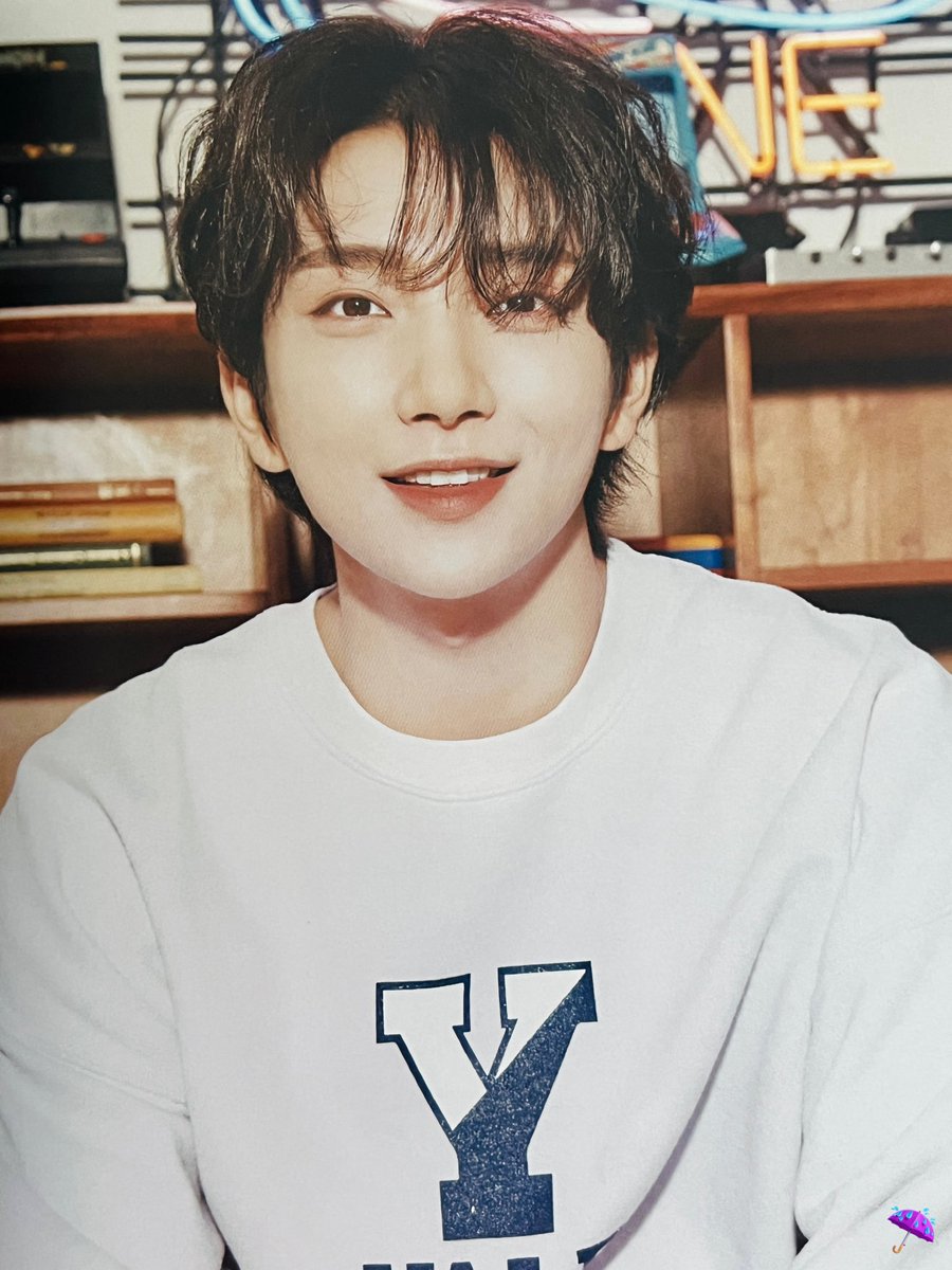 Sau2415's tweet photo. HAPPY BIRTHDAY uri Gentle sexy joshuji......may u shine bright and keep smiling....wishing u all the happiness in this world and stay healthy...🌹🎂🎉🎁❤😍😘
@pledis_17 
#JOSHUA 
#Happy_JOSHUA_Day 
#SEVENTEEN 
#joshua_day https://t.co/hjdnWzJhFU