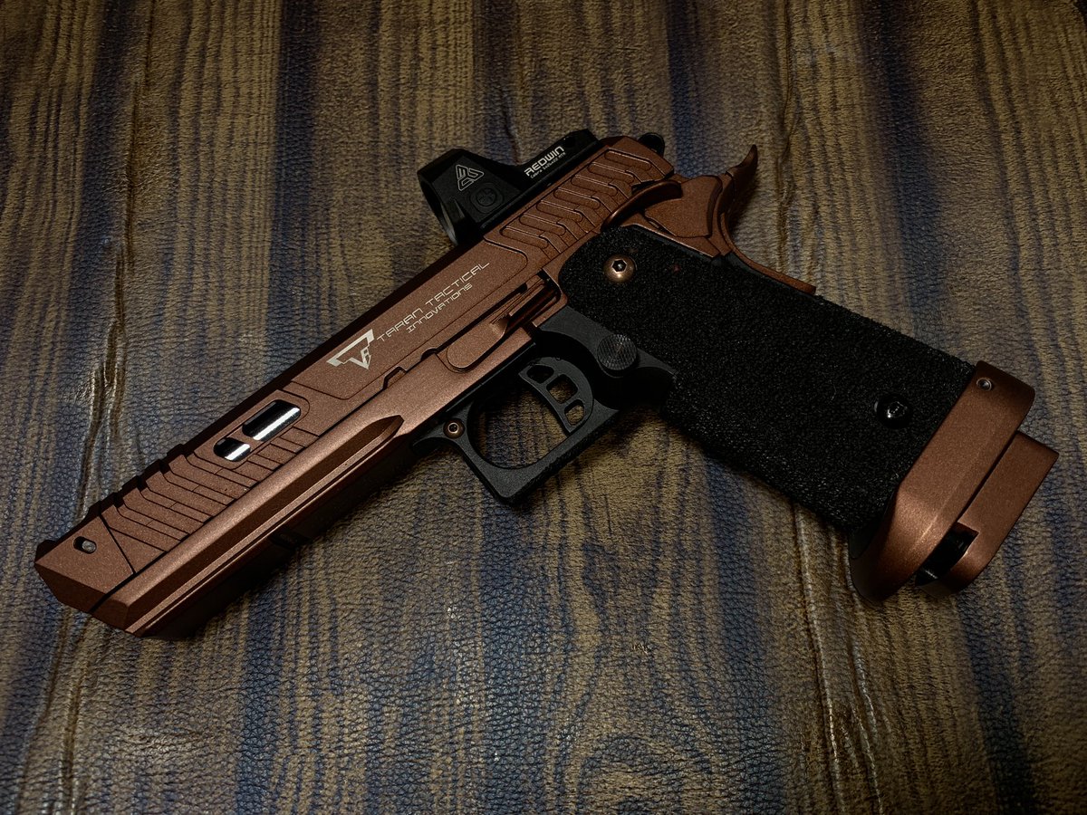 ALsan0304's tweet photo. ARMY ARMAMENT製 TTI SAND VIPER
REDWIN 1×26×22 MTRを載せてみた🪛
付属のネジが長過ぎるので半分に切断して締め付けを🪛結構パツパツで取り付けに苦労したな😅
#サバゲー
#サバゲー初心者
#エアガン弄り
#エアガンカスタム
#airsoftguncustom
#ARMYARMAMENT
#SANDVIPER
#REDWINOptics https://t.co/VIE3JxzKDK