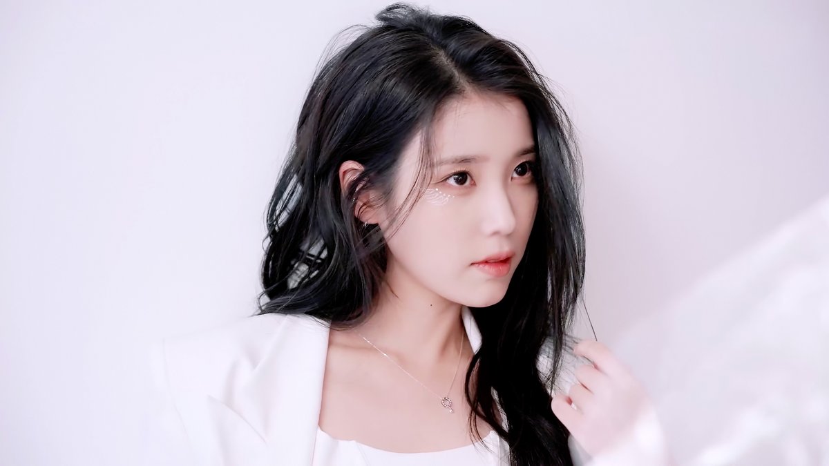 IUmushimushi tweet media