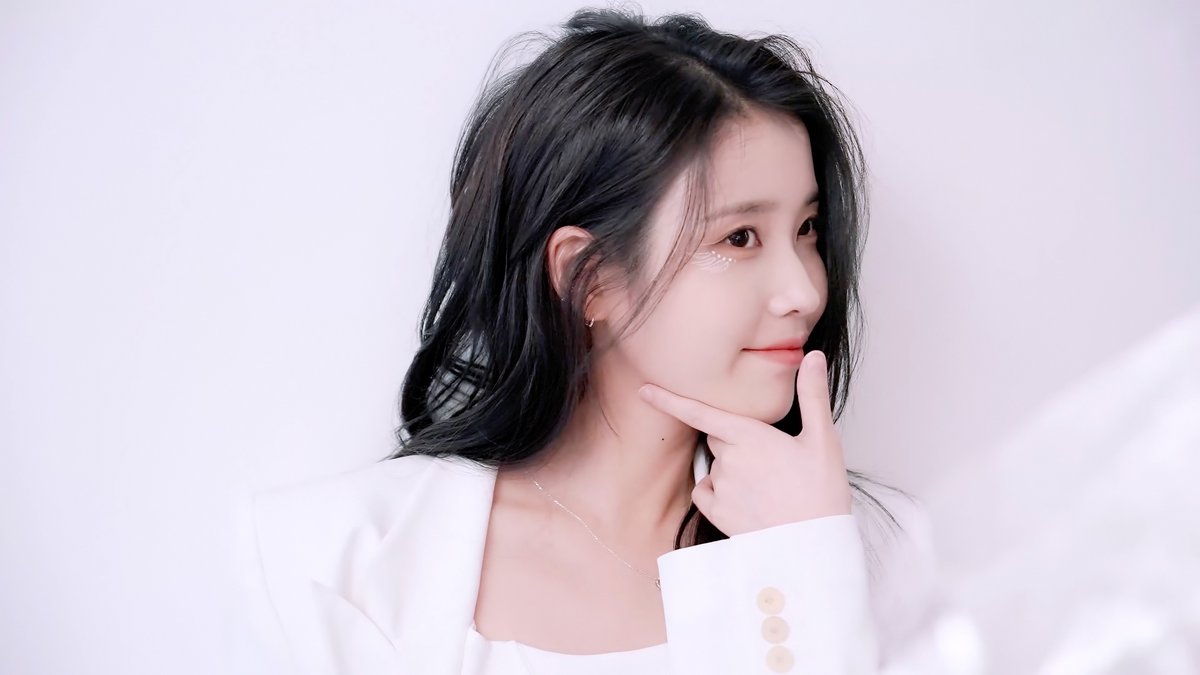 IUmushimushi tweet media