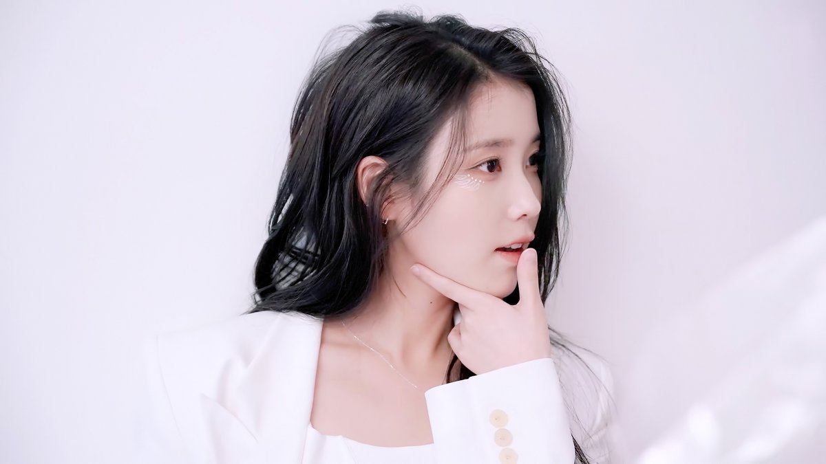 IUmushimushi tweet media