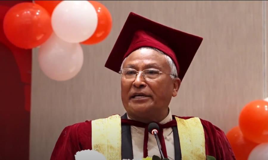 ब्राजिलको पेलेको निधन भएनि नेपालको पेले अझै जिवित छन। 
- कृष्ण गोपाल श्रेष्ठ