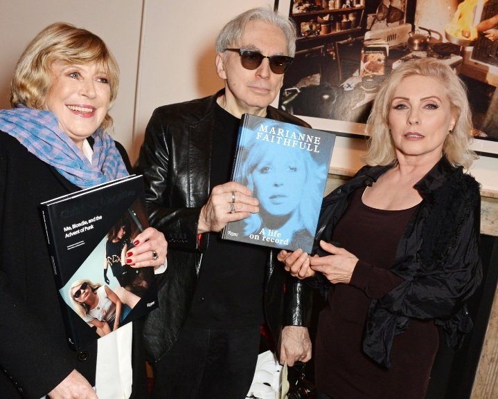 Happy birthday marianne faithfull ! 