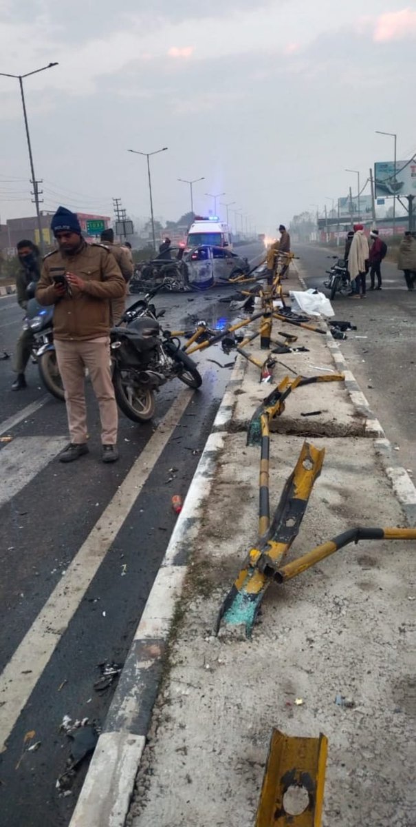 👉 दिल्ली से रुड़की लौटते वक्त, क्रिकेटर ऋषभ पंत की कार दुर्घटनाग्रस्त

👉 ऋषभ पंत, गंभीर रूप से घायल।
#RishabhPant #CricketTwitter #Cricket #Accident #RoadAccident