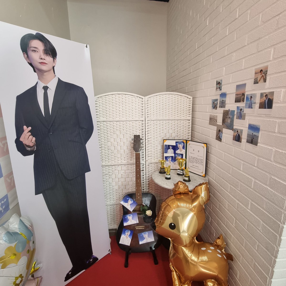 📍카페벤
전에 밍쫑때 이벤트 당첨 되서 우리 찬이 댈꼬 왔지영ㅎㅎ
구성품 완전 미춌다 증말🫰🏻🫰🏻
우리 과시밍규 넘 탐났는뎁ᐕ 좋구나ᐕ
#우리의_겨울요정_슈아야_생일축하해