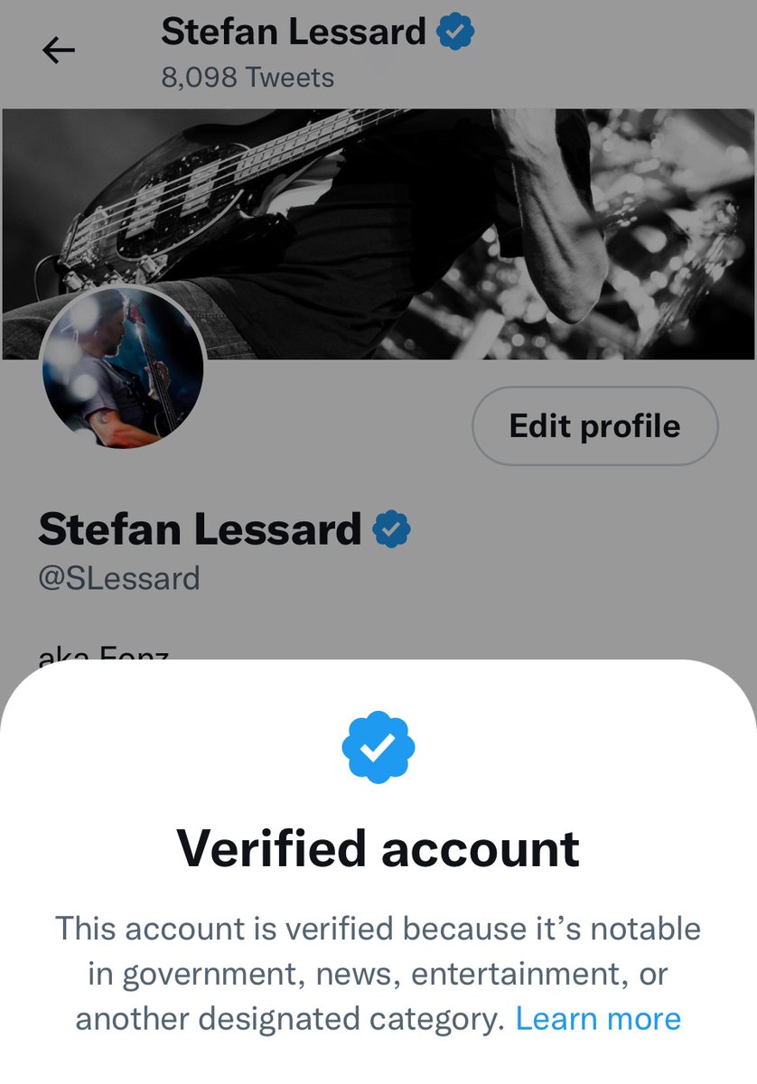 SLessard's tweet image. 