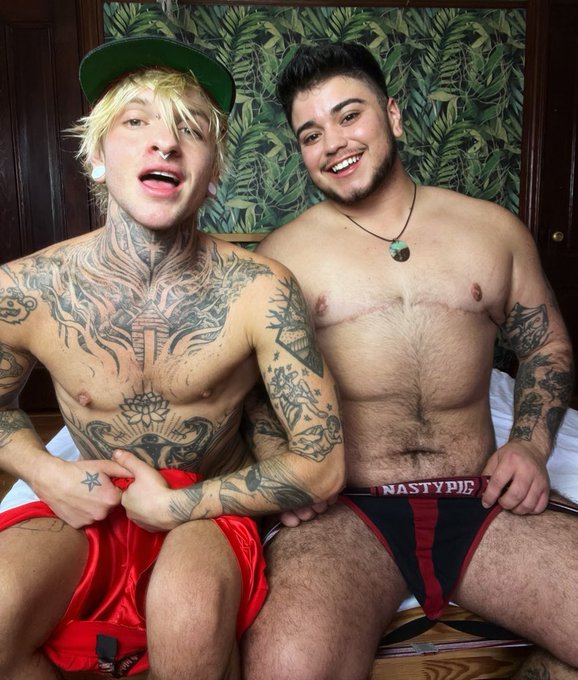 1 pic. RT if you think tboys r fuckin’ hot 
???? @apollo__moon https://t.co/PQP4gQSBso