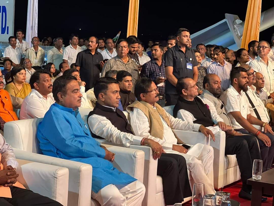DajiSalkar's tweet photo. A proud moment for Goa as world class connectivity between North & South Goa has now been achieved with the opening of the iconic #NewZuariBridge
Thanks to our #DoubleEngineSarkar
#ConnectingGoa
#PragatiKaHighway https://t.co/M4FLysCSrI