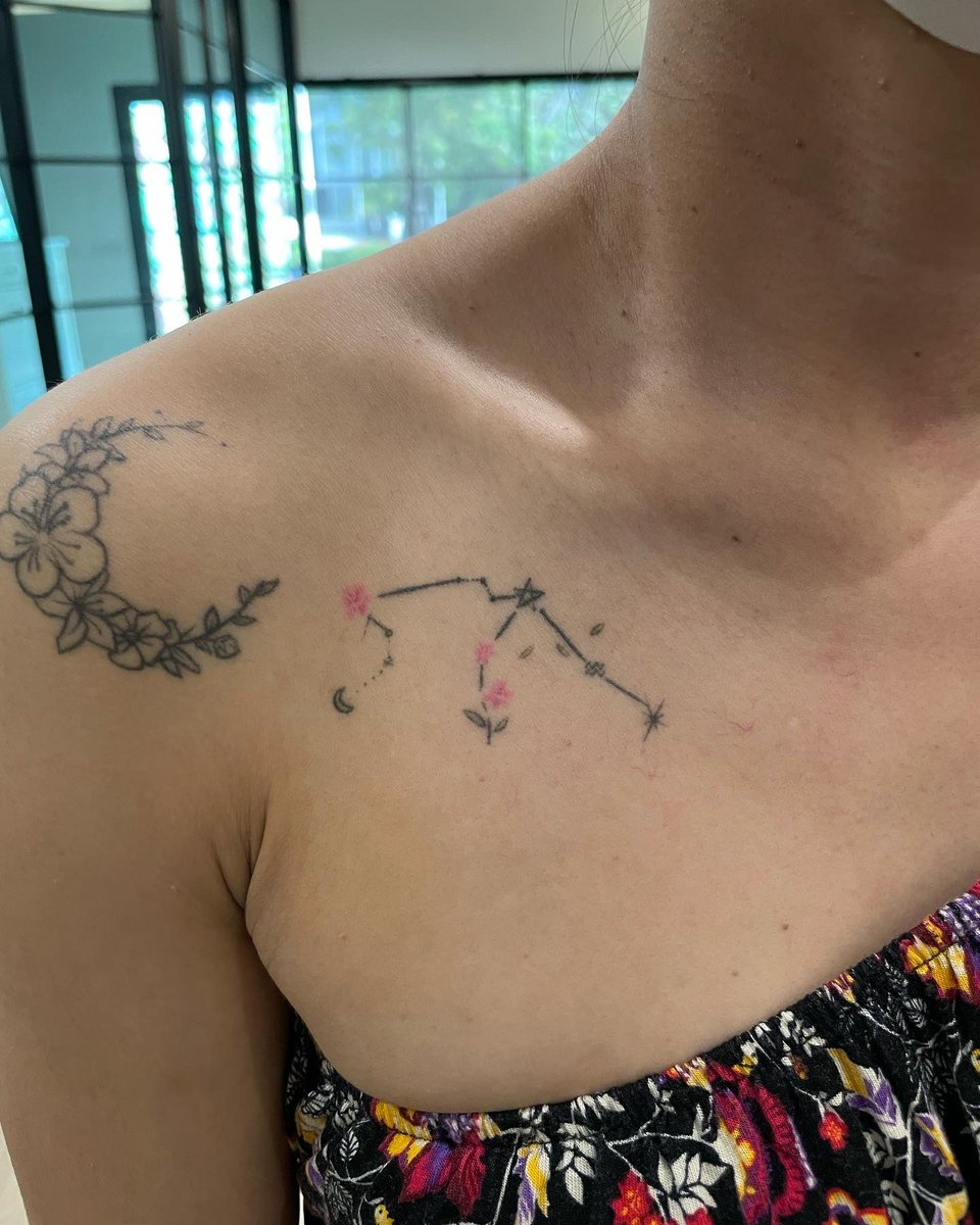 wishtattt's tweet photo. งานสักแก้ทับ วาดสดด้วยพู่กัน
Free hand brush
Booking only
Line : @wishtattt (มี@) https://t.co/bhdMidwst1