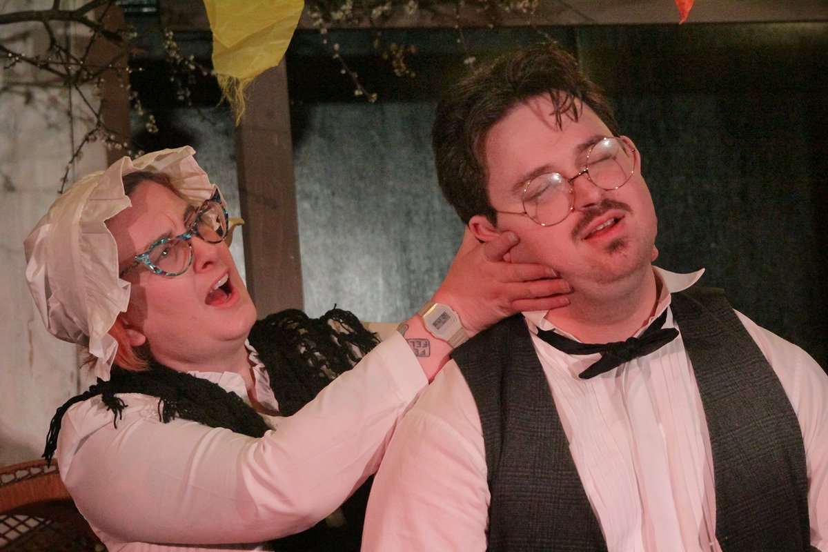 Old Ma Moonshine is in town! And we don't even want to THINK about the ingrdients in her recipe! #creepybathhouse played brilliantly by <a href="/dialectcoachjen/">Jen O’Connor</a>  #improv #comedy #fundraiser 
📸 @gazdevere