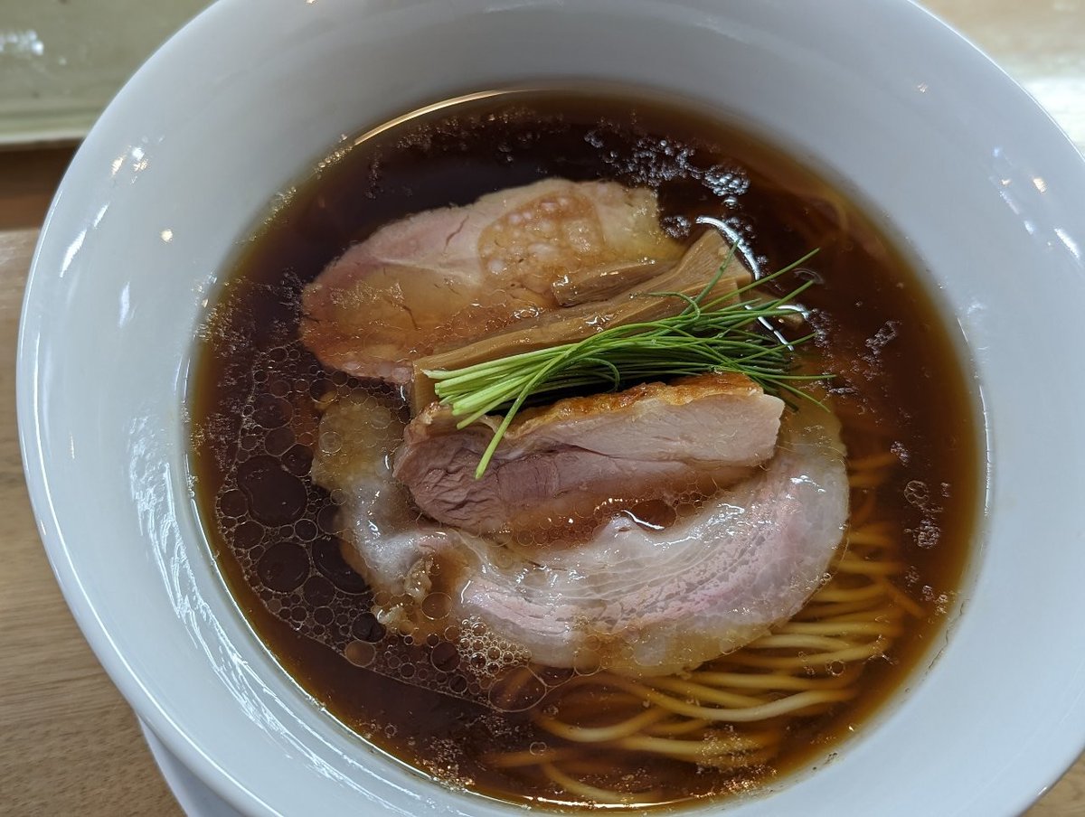 レビューを投稿しました『ぶたのほし』ロイヤル清湯ラーメン at … https://t.co/oiu4aHnbk8