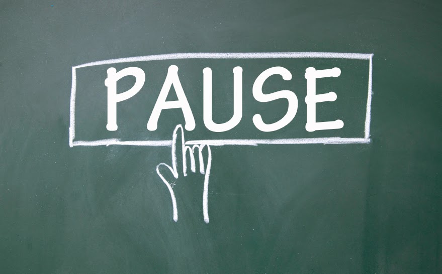 Há momentos que é necessário fazer uma pausa para o bem da nossa saúde física, mental e espiritual. 

Que 2023 seja um ano de bons momentos 🌻 Um Bom Ano ✨