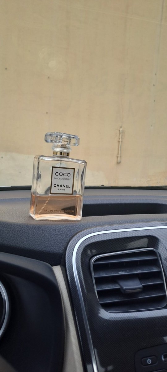 عطر يستاهل اربعينية فخمة