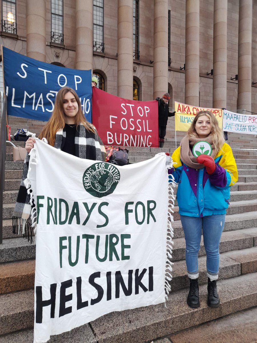 #FridaysForFuture 
2022 has shown us that things can change fast, if people really want. 
We know what we want in 2023, and we will do all we can to contribute to making it happen. #endallfossilfuels #togetherfor100re
#internationalsolidarity
#stopfuellingwar
@FFF_Helsinki