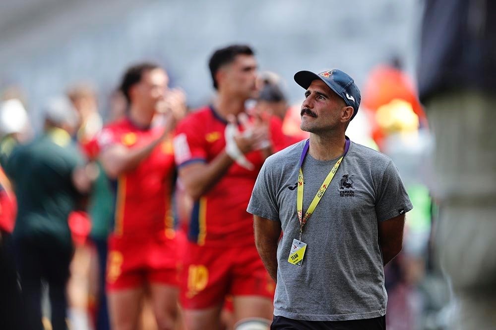 Desde la línea de 22 tweet media