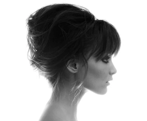 IlesFormula's tweet image. RP @wendyiles_hair 
Need some hair inspiration for New Year’s Eve? Check out Wendy's easy steps to create the classic timeless French roll.

⬇️ Read NOW
bit.ly/Frenchrollhair…

#frenchtwist #hairdo #hair