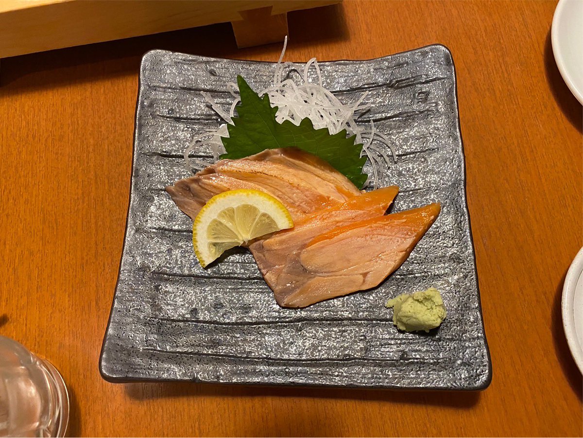 「刺身と日本酒 」|ひなのイラスト
