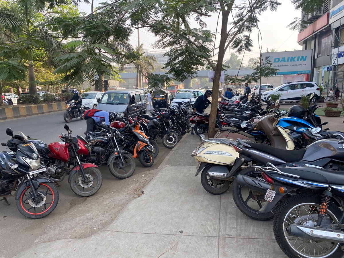 No space to walk over footpath because of parkings near Bhumi Landmark, Khanda Colony, Panvel. People met with accidents while walking on road as ther is no space to walk over footpath <a href="/Navimumpolice/">नवी मुंबई पोलीस - Navi Mumbai Police</a> @trafficpolicepanvel <a href="/DGPMaharashtra/">महाराष्ट्र पोलीस - Maharashtra Police</a>