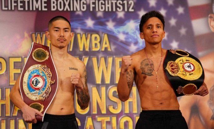 AJArietaPH's tweet photo. Looks like @GalloEstradaOfi will be in attendance for tomorrow's Super Flyweight unification match between WBO Champion Kazuto Ioka & WBA Champion @JoshuaFranco_ in Tokyo, Japan.
#IokaFranco
#ElGallo
#SuperFlyweights
@JakeNDaBox @210bam @jesrod43 https://t.co/Z0V7mqGbkr