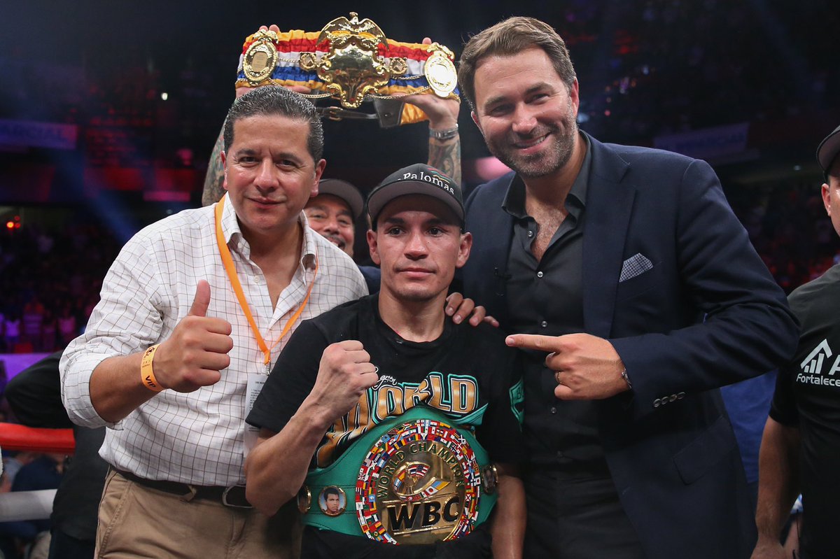 AJArietaPH's tweet photo. Looks like @GalloEstradaOfi will be in attendance for tomorrow's Super Flyweight unification match between WBO Champion Kazuto Ioka & WBA Champion @JoshuaFranco_ in Tokyo, Japan.
#IokaFranco
#ElGallo
#SuperFlyweights
@JakeNDaBox @210bam @jesrod43 https://t.co/Z0V7mqGbkr