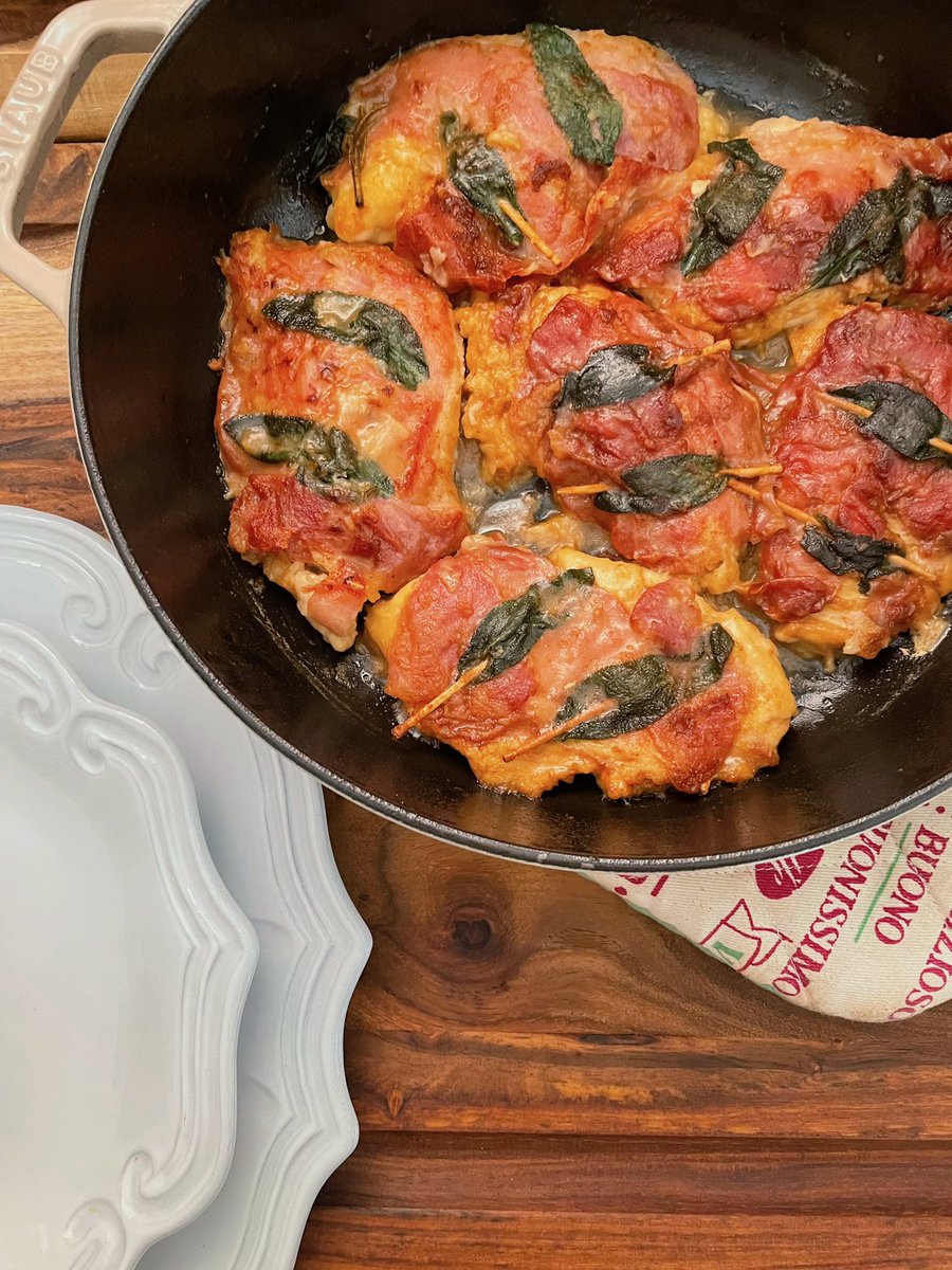 SalehBeela's tweet photo. 🌞Chicken Saltimbocca🌞
@sunToTsuki
#Prosciutto #chicken #sage #foodie https://t.co/EvnpGhClzk