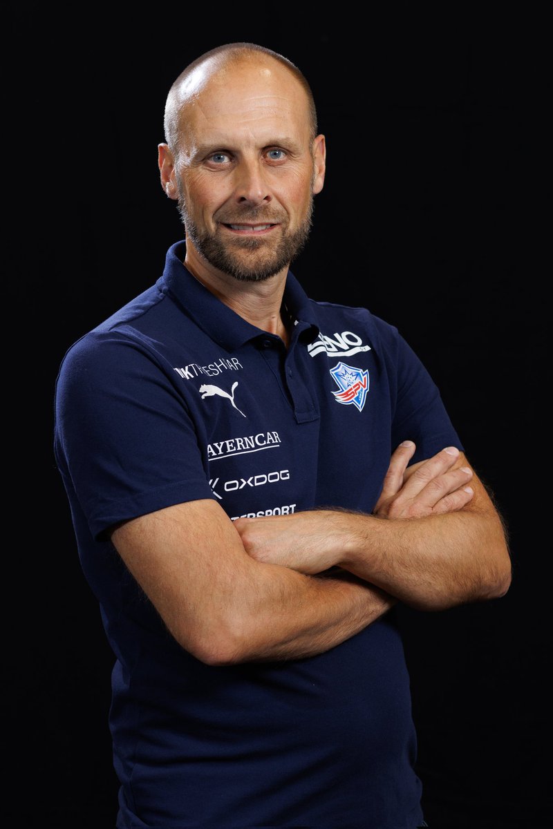 Det har gått lite mer än en vecka sen Jori Isomäki presenterades som ny landslagstränare. Jori kommer att ingå i ett tränateam där Esa Jussila är huvudtränare samt Jori och Antti Vartiainen är assisterande tränare. 
ibfbluefox.fi/index.php/nyhe…