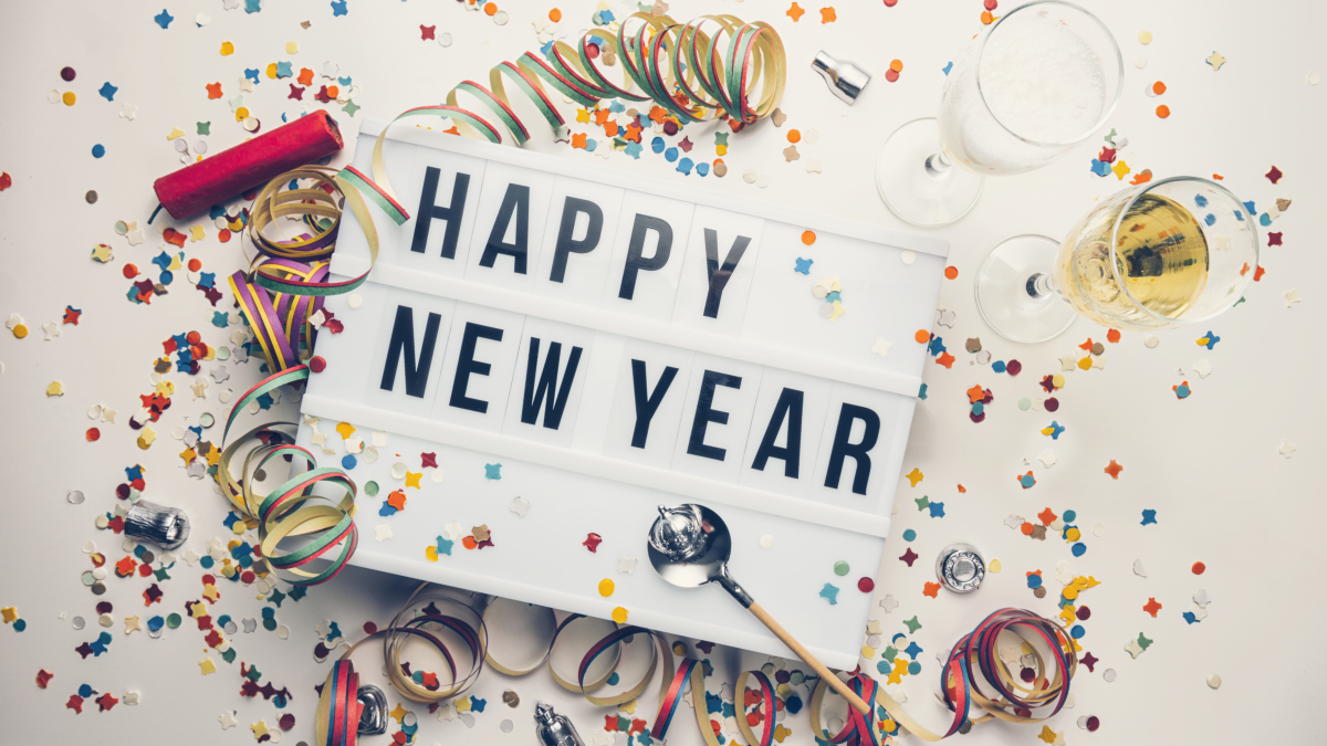 courierdiscount's tweet photo. Saying Hello to Another Year

Saying goodbye to another year can be a bit sad. But the new opportunities and experiences that come with the new year are more than enough to stay hopeful. 

Let’s say hello to another fruitful year! Happy New Year’s Eve!
 
#HappyNewYearsEve https://t.co/Z6RGle3A3y