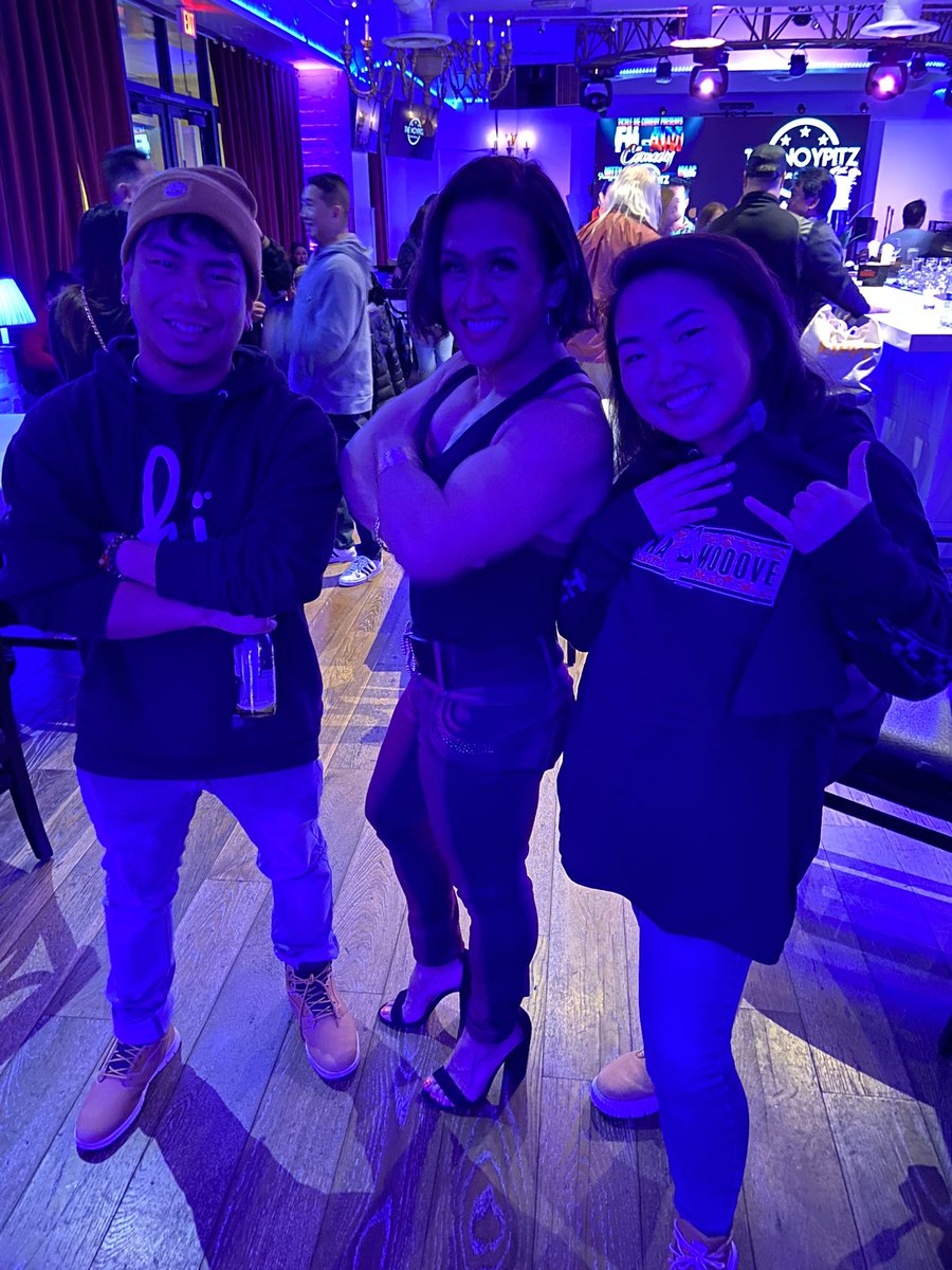 We met Kitty Pineapple!