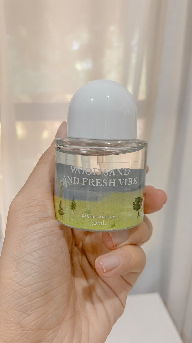 GGbearMM's tweet photo. ส่งต่อน้ำหอมตัวดังของ janua 
กลิ่น wood sand and fresh vibe ค่ะ 
ราคา 250.- (รวมส่ง) กล่องอยู่ครบนะคะ
คือใหม่มากๆเราเคยลอ���ฉีดที่ข้อมือแค่หนึ่งครั้งเท่านั้นค่ะ #TikTok #น้ําหอมjanua #น้ำหอม #ส่งต่อน้ําหอมjanua #น้ําหอมแบ่งขาย https://t.co/vRdM6hHOWW