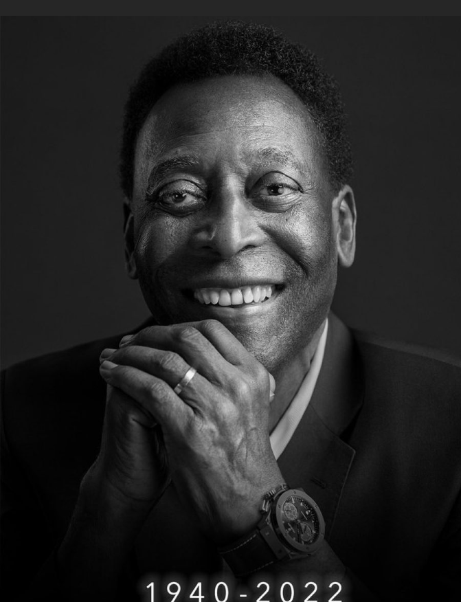 EdwardLeina's tweet photo. Rest in power legend.THE BLACK PEARL #pele https://t.co/e6X5sQ96nB