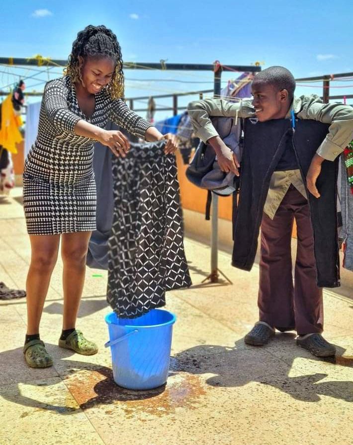 ze_mandevu's tweet photo. Hivi inawezekana kutongoza mwanamke bila kumdanganya na akakukubali..😂 ? https://t.co/HIDeWDaTJV