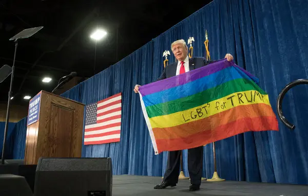 fornoraisinatal's tweet photo. @FoxNews @RaymondArroyo gay trump 🤡 https://t.co/SYmEebc24R