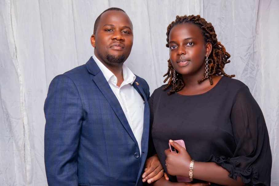 kkananura's tweet photo. 5th Wedding Anniversary! Glory to God. ⁦@JoyKananura⁩ https://t.co/4lvE57IKRJ