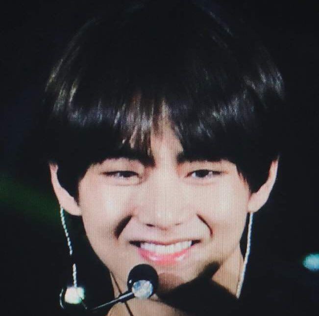 boraspread's tweet image. Happiest birthday to the most wonderful Taehyung!!!🐻💜
#HappyBirthdayTaehyung #HAPPYVDAY