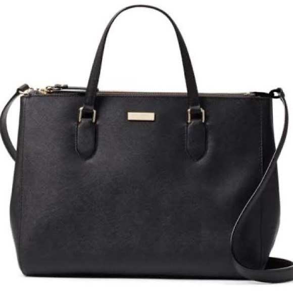 leitiques's tweet photo. So good I had to share! Check out all the items I'm loving on @Poshmarkapp #poshmark #fashion #style #shopmycloset #palace #katespade #laurenralphlauren: https://t.co/9w7IbihTg3 https://t.co/awSiFF264F