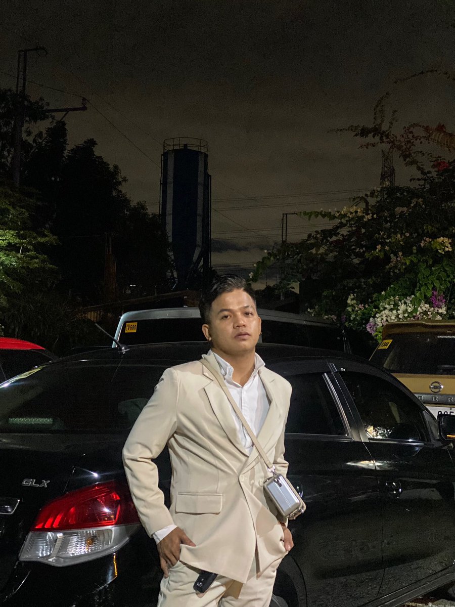 lopeofficial's tweet photo. Before this year ends,

I want to thank everyone who has been part of my 2022! My Family, friends and strangers who became my friends too. This year brought me victories, defeat, struggles and joys which made it unique and worth the sail.🥂❤️✨ https://t.co/ZDdO3uL2Yt