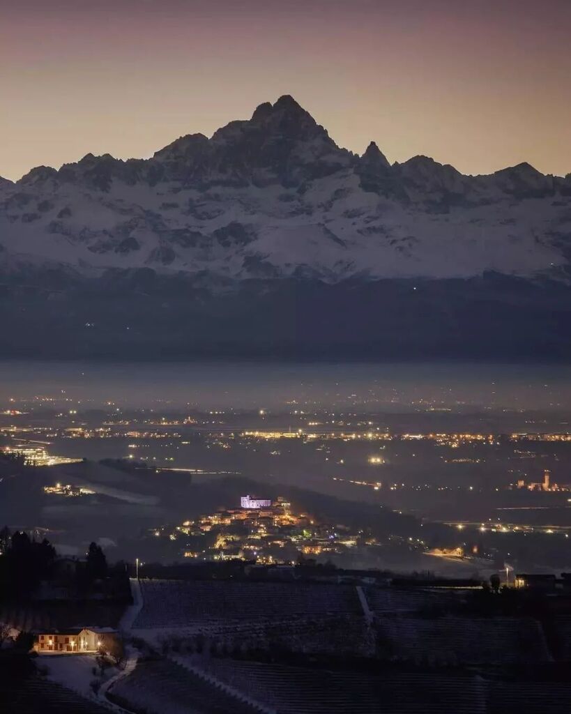 ig_piemonte's tweet photo. presenta

🖼️ Paesaggi delle #Langhe 
📍#Roddi

AUTORE @reana94

MOD @lauradistrattta @alicetticola
ADMIN @berenguez 
TAG #ig_piemonte #piemonte
MAIL piemonte@igworldclub.it
SOCIAL
· https://t.co/e3pQ6zcRUA
· Twitter ig_piemonte

HUB @igworldclub
COUNTRY @ig_italia
TEAM… https://t.co/CqLoax5B0x